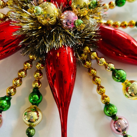 Tree topper Vintage repurposed Colorful Holiday Christmas tree topper - Picture 3 of 8